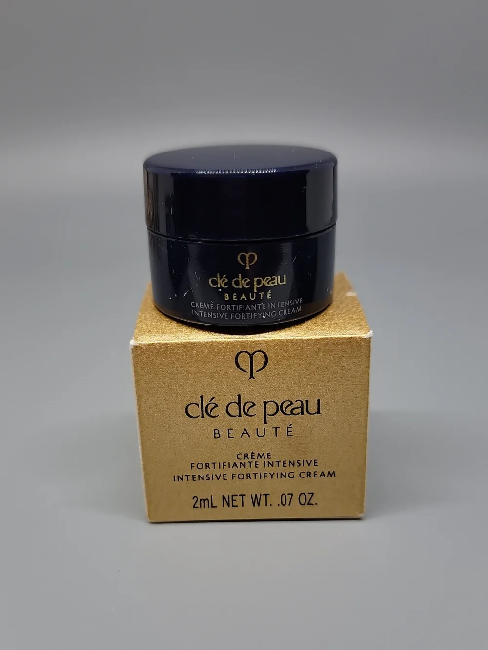 Cle De Peau 4 pc. Luxury Skincare Travel Size Samples -- Serum & Creams